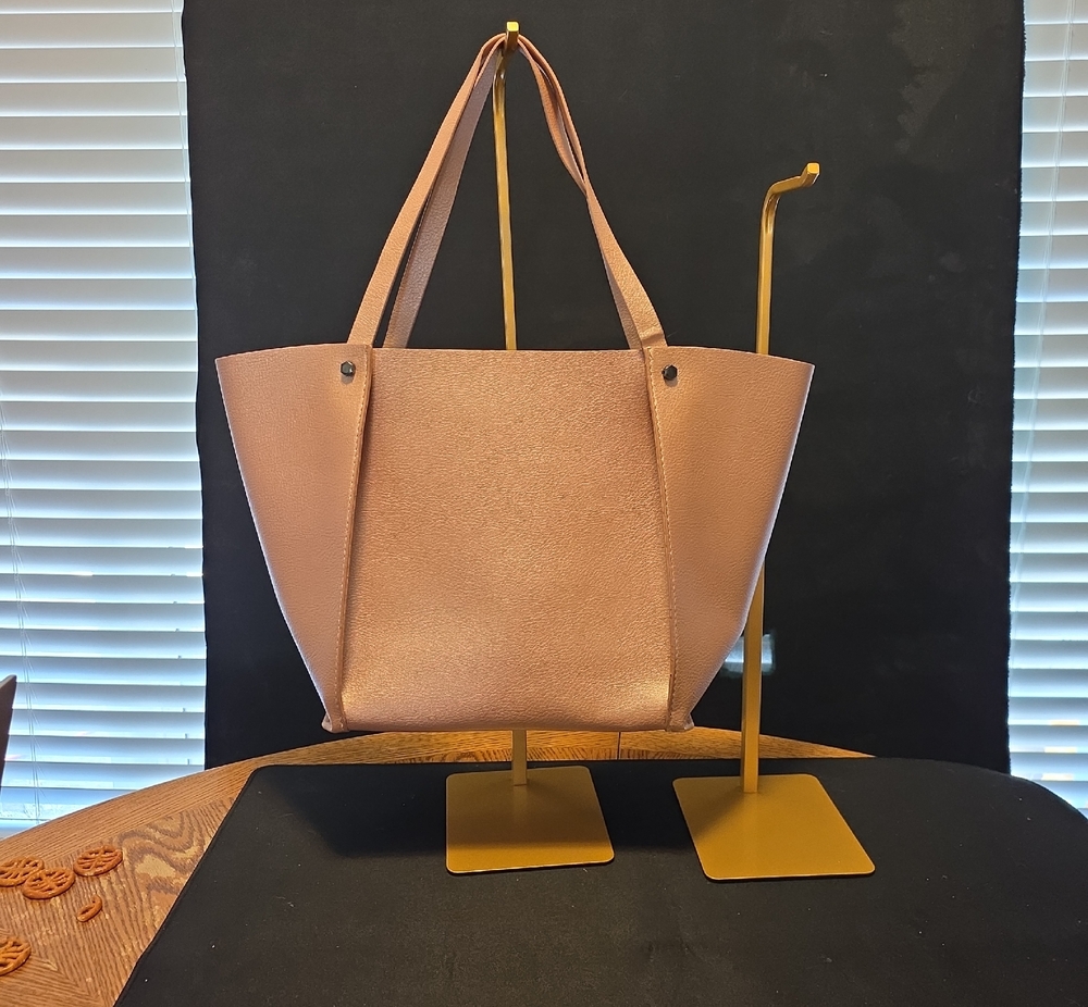 Neiman Marcus Pebbled Leather Tote in Dusty Pink